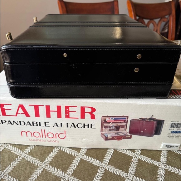 Mallard Leather Business Attache - Black - Picture 6 of 9